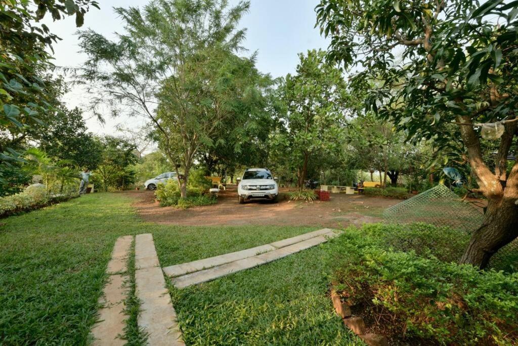 Lobville Homestay Karjat Kültér fotó