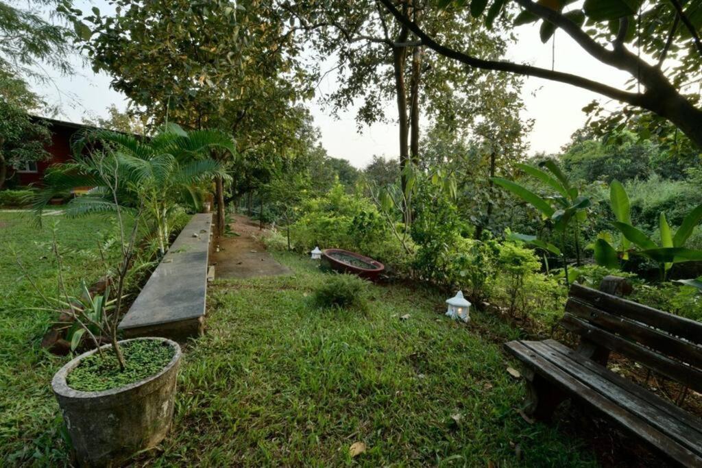 Lobville Homestay Karjat Kültér fotó